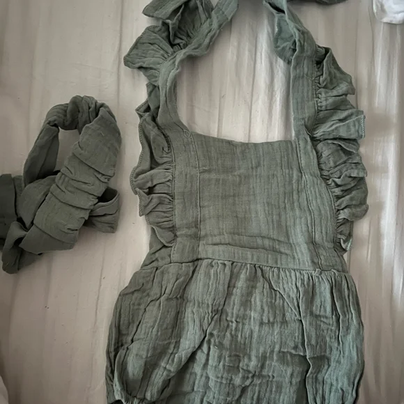 Solid Mint / Sage Green Muslin Baby Onesie - Picture 4 of 4